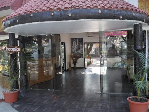 Corbett Leela Vilas Hotel Corbett National Park Bagian luar foto